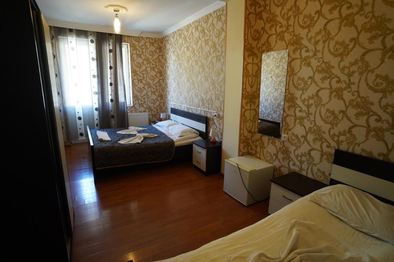 Imperator 1 Hotel Kutaisi Exterior foto